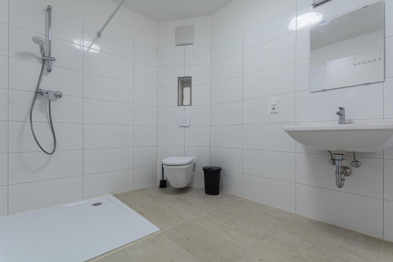 T&K Apartments - Bergisch Gladbach - 3 Comfortable Apartments - 18 Min To Fair Messe Cologne Екстер'єр фото